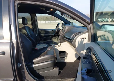 2017 Dodge Grand Caravan Sxt из США, поврежденный, VIN 2C4RDGCG6HR813647